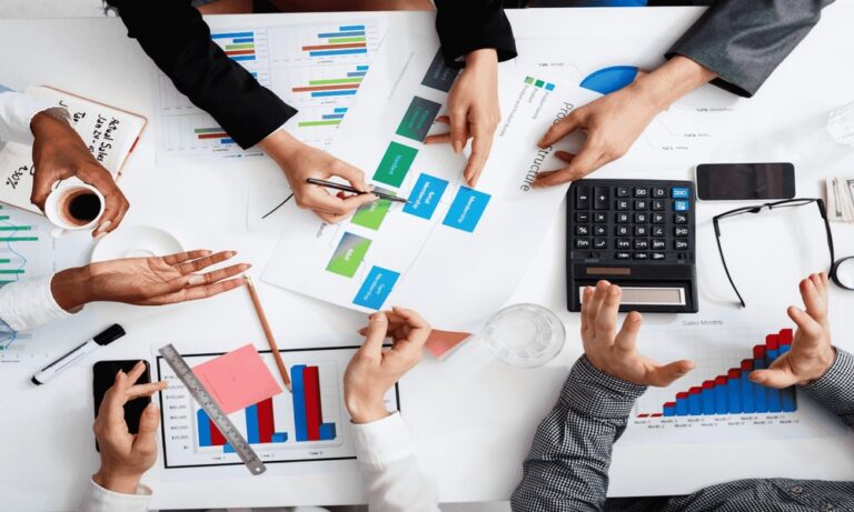 How Smart Financial Planning Reduces Long-Term Risk